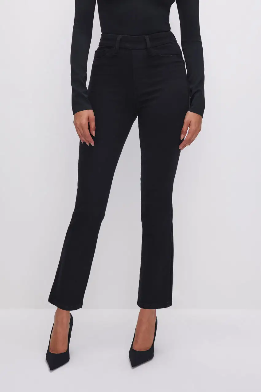 POWER STRETCH PULL-ON STRAIGHT JEANS