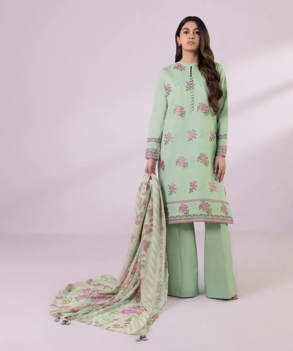 3 Piece - Embroidered Lawn Suit