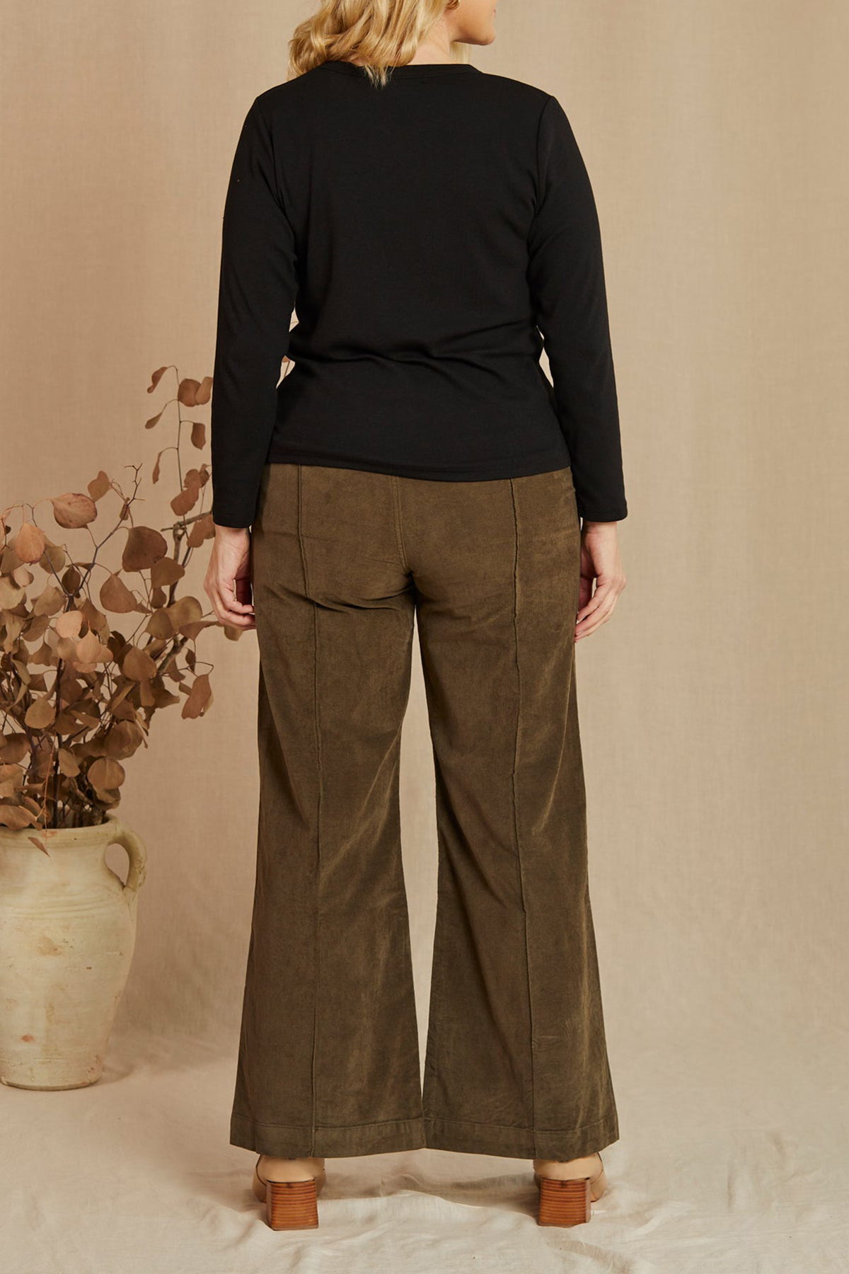 Adrift Wide Leg Brushed Cotton Pant in Olive