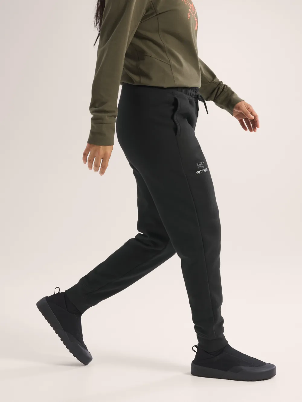 Emblem Fleece Jogger Women's