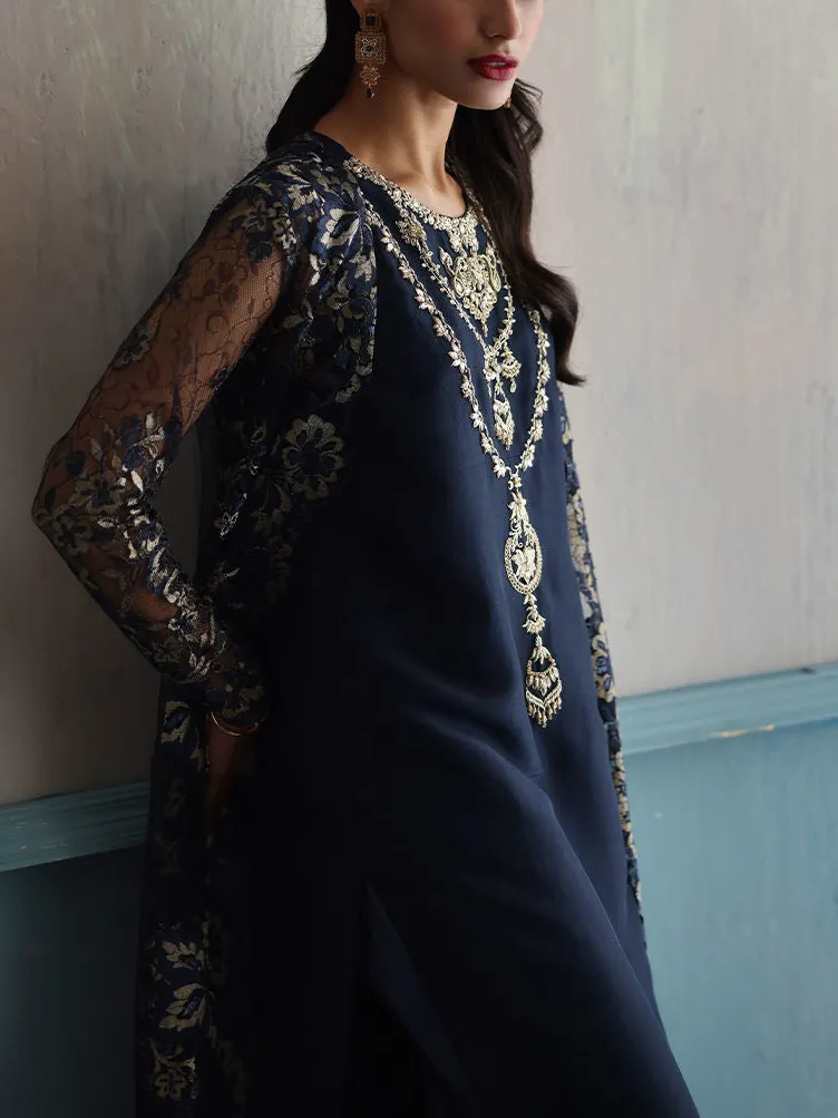 Elegant embroidered kaftan