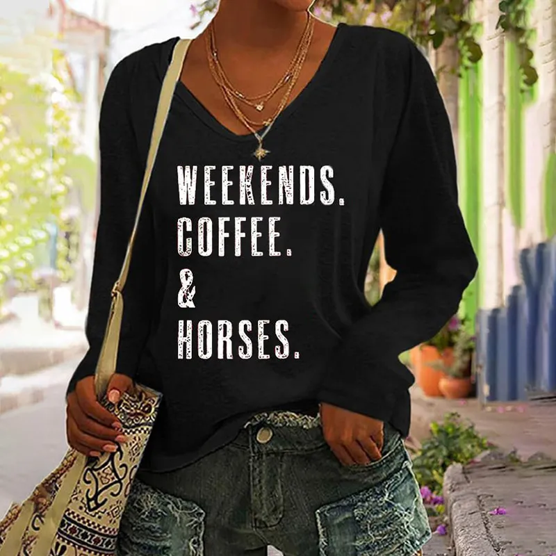 Western WEEKENDS. COFFEE. & Horses Print V-Neck T-Shirt