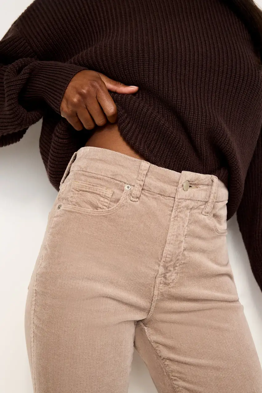 GOOD CURVE STRAIGHT CORDUROY PANTS