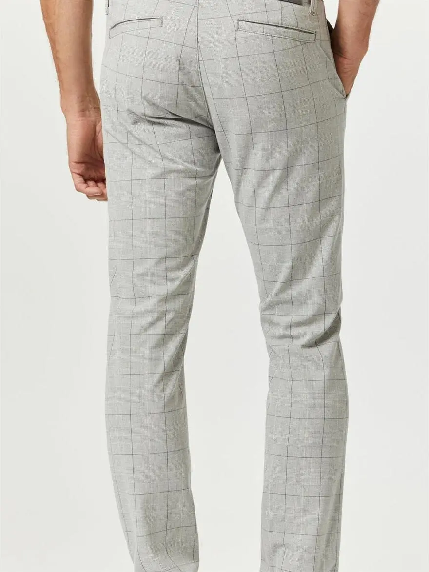 Milton Slim Straight Pants