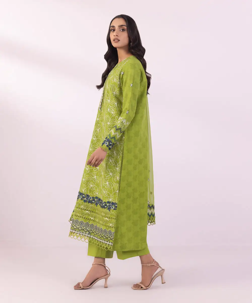 3 Piece - Embroidered Jacquard Suit