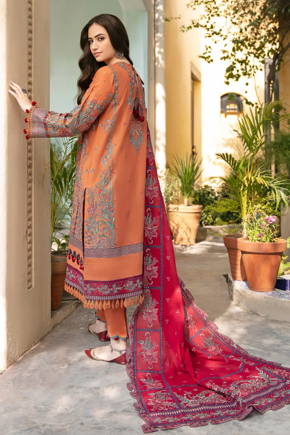 Gulistan Embroidered Lawn