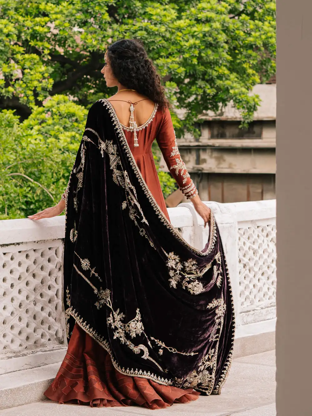 PESHWAS W/ GHAGRA & SHAWL