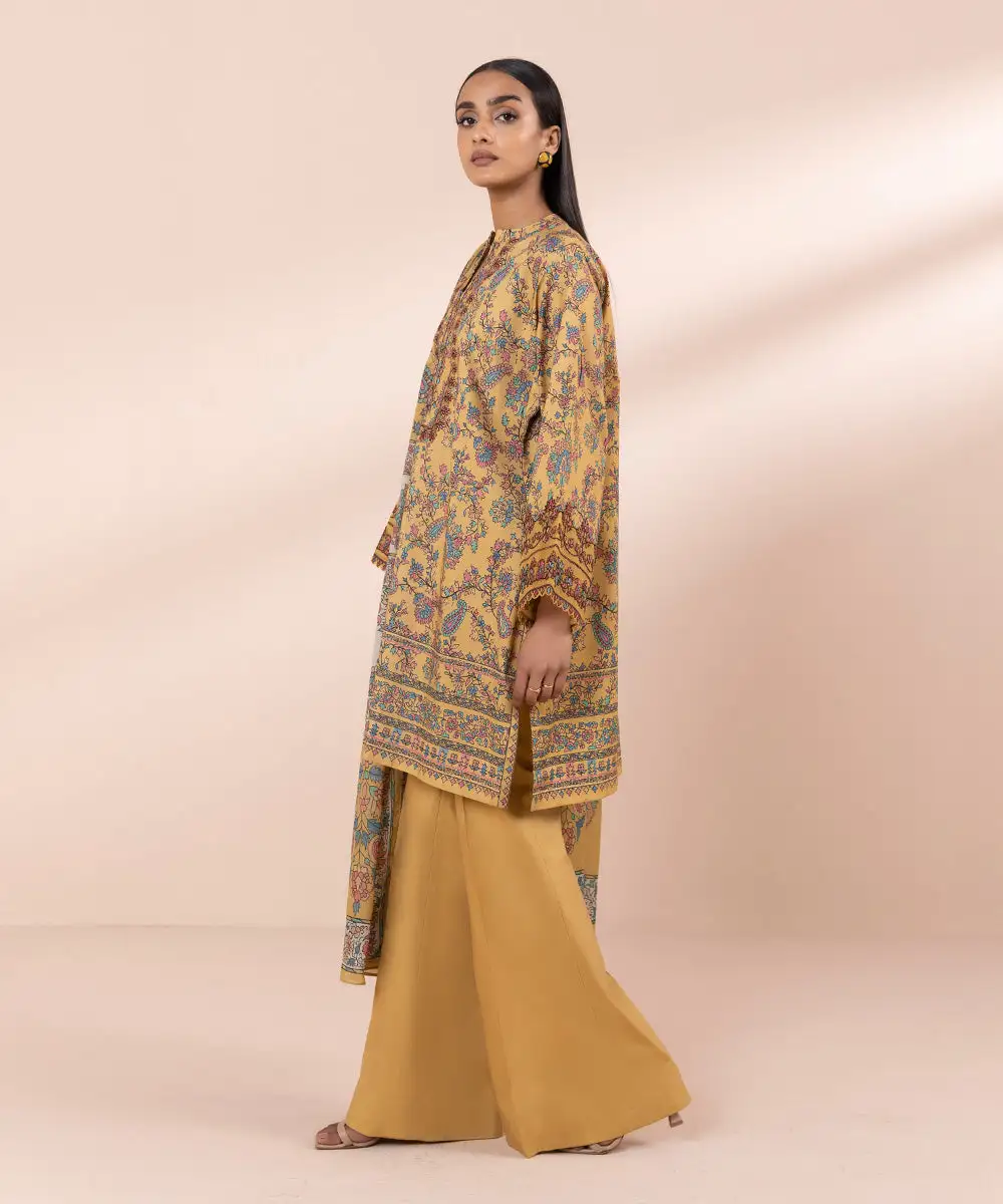 3 Piece - Embroidered Lawn Suit