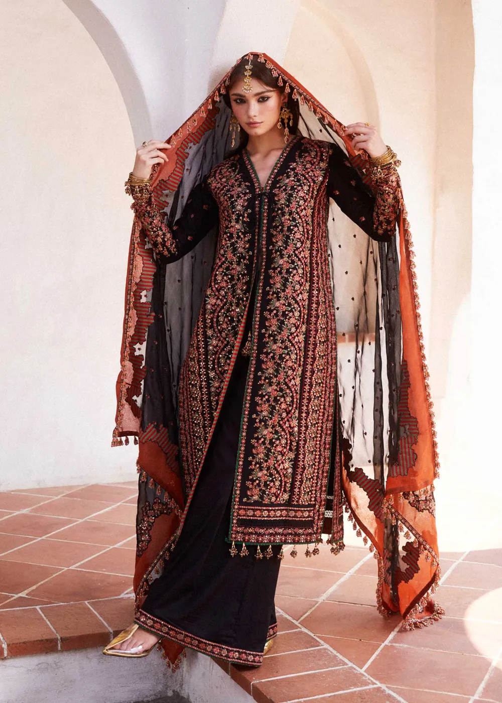 SIFOUNA Embroidered Lawn