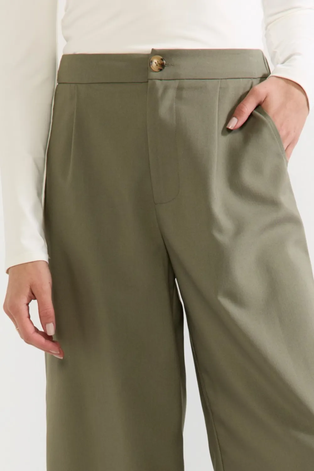 Hallie Wide Leg Crop Trouser Pants