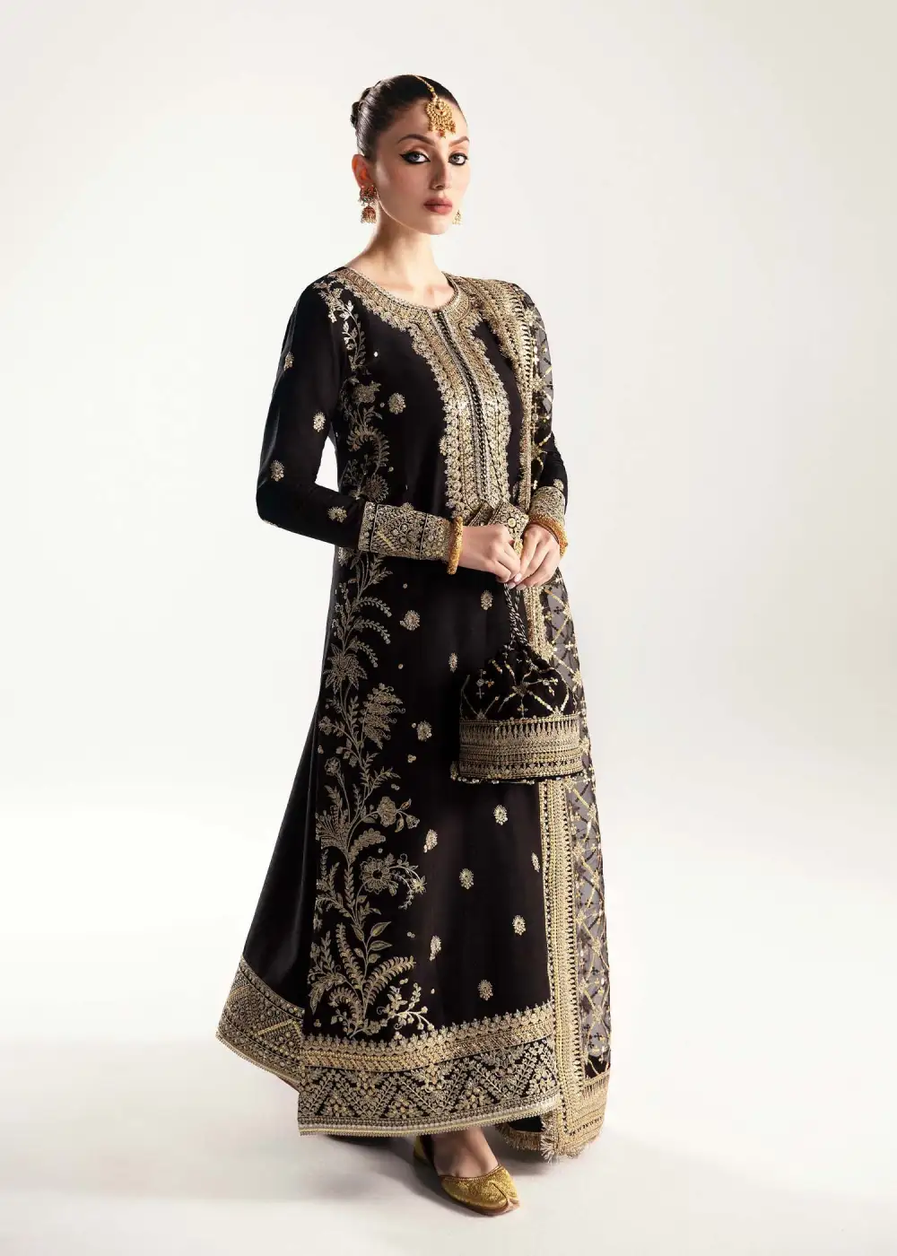 Raha Embroidered Sets