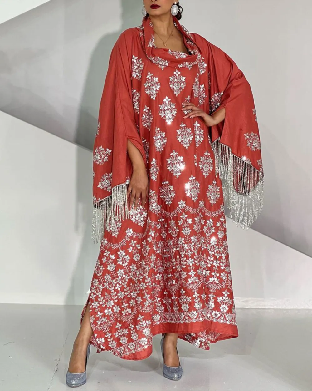 Folding Neck Tassel Sleeve Folk Pattern Dress