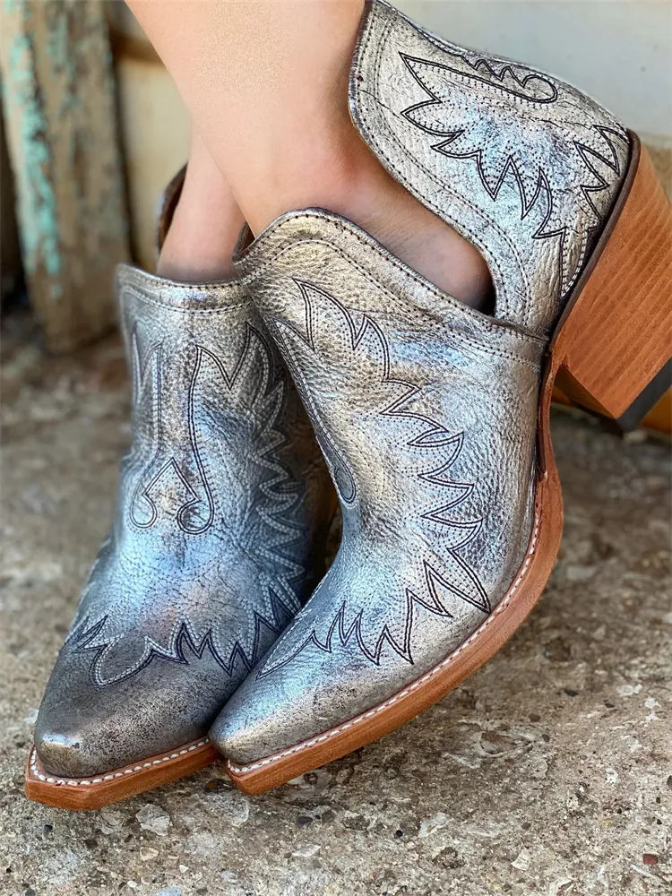 Western Cowgirl Embroidered Comfy Bootie