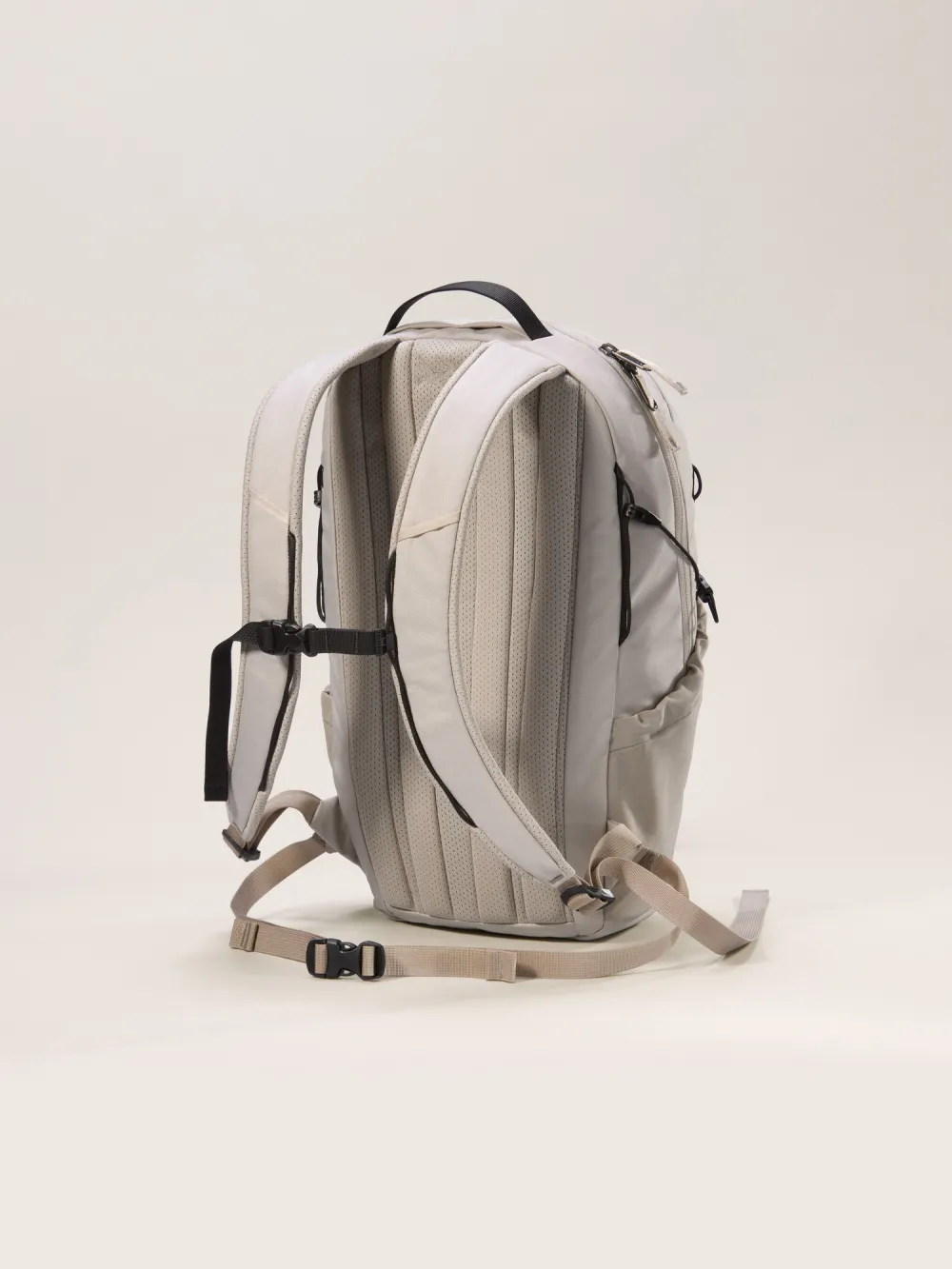 Mantis 16 Backpack