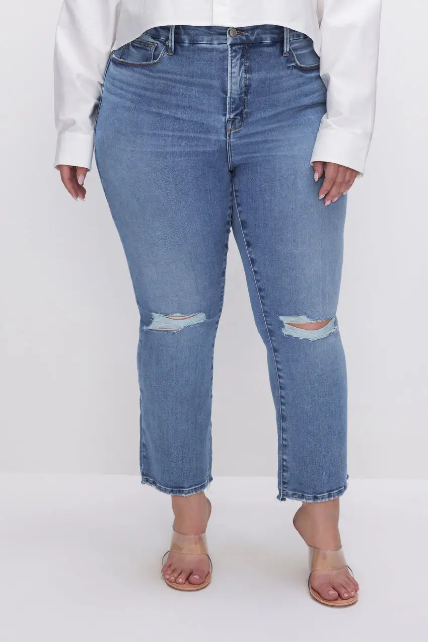 SOFT-TECH GOOD LEGS CROPPED MINI BOOT JEANS