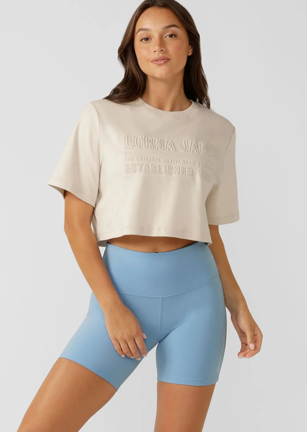 Essential Cropped Tee