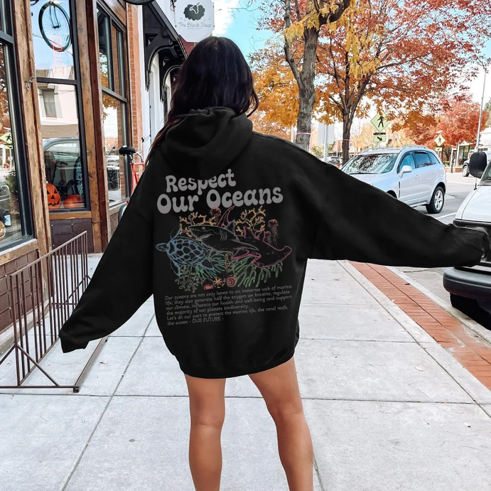 Sea turtle proteck our oceans Women's fashionable hoodie