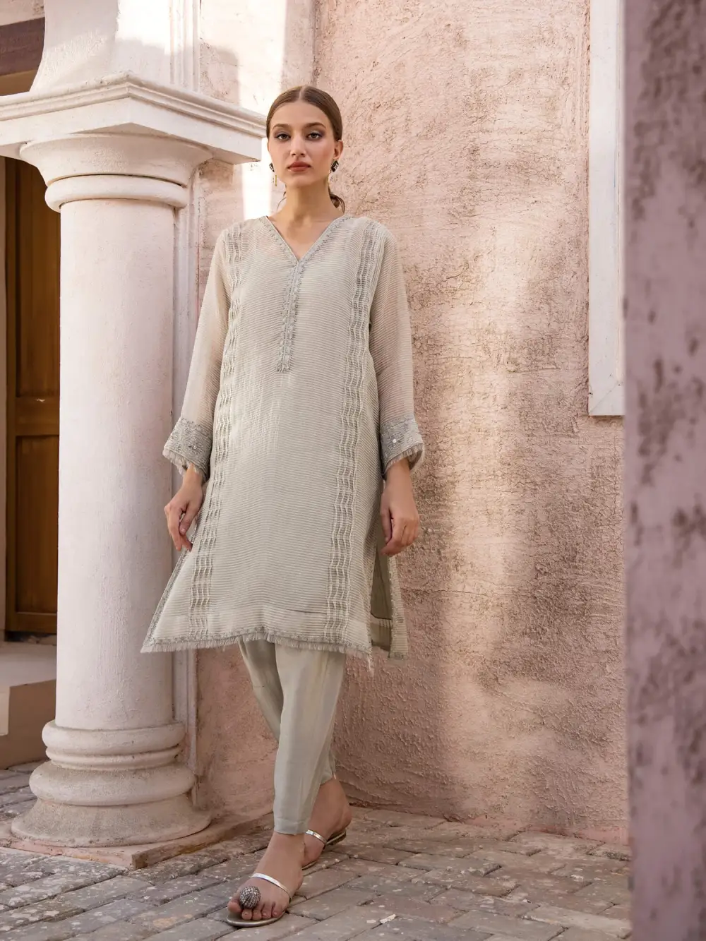 RAYA KURTA W/ SKINNY SHALWAR