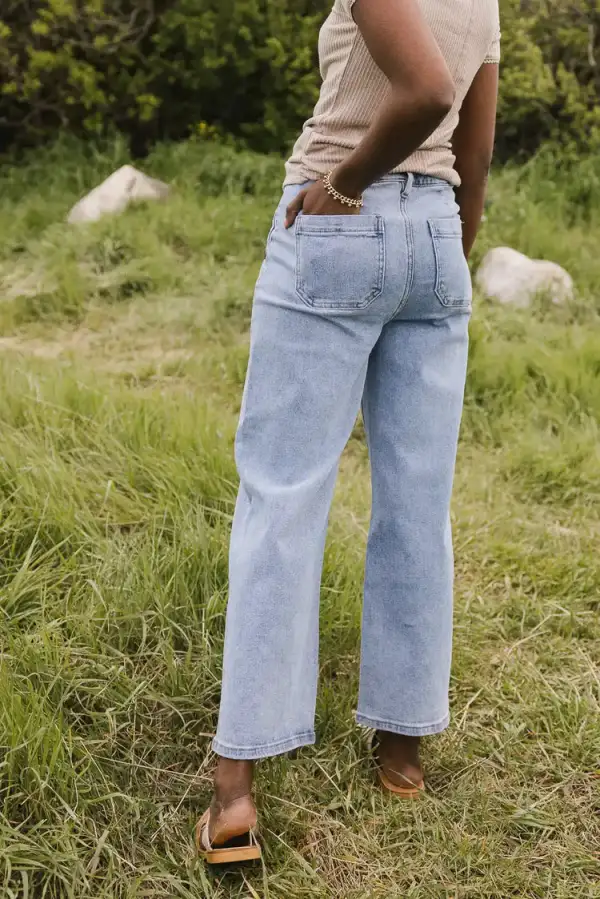 GEORGIA WIDE LEG JEANS IN LIGHT WASH