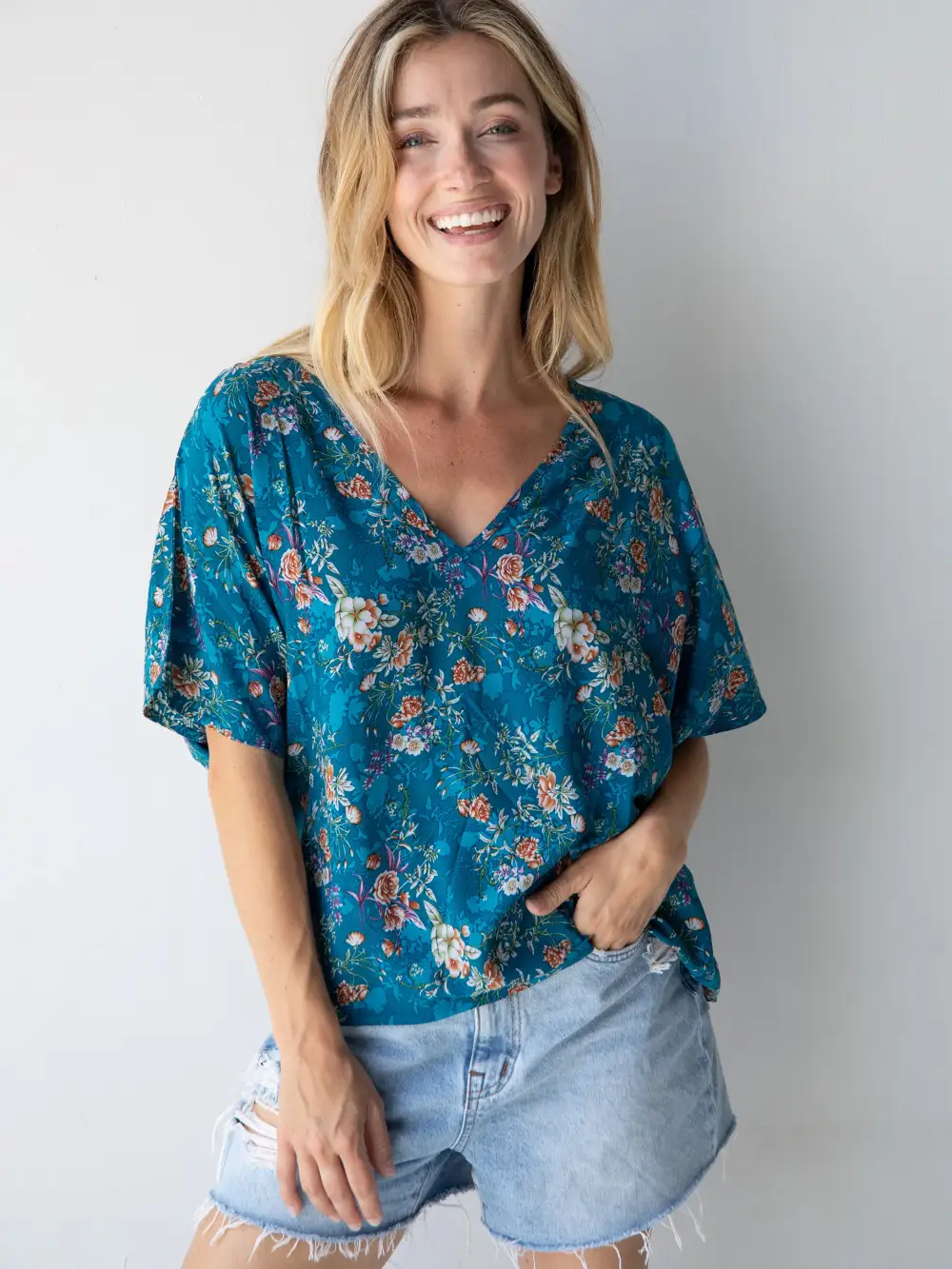 Easy V-Neck Top - Dark Turquoise Cream Rose