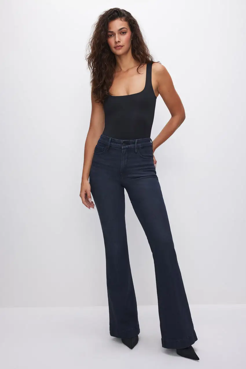 SOFT-TECH GOOD LEGS FLARE JEANS