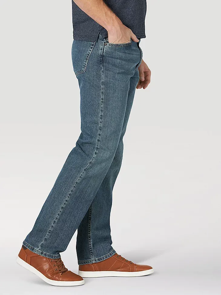 MEN'S RELAXED FIT FLEX JEAN IN MID DENIM