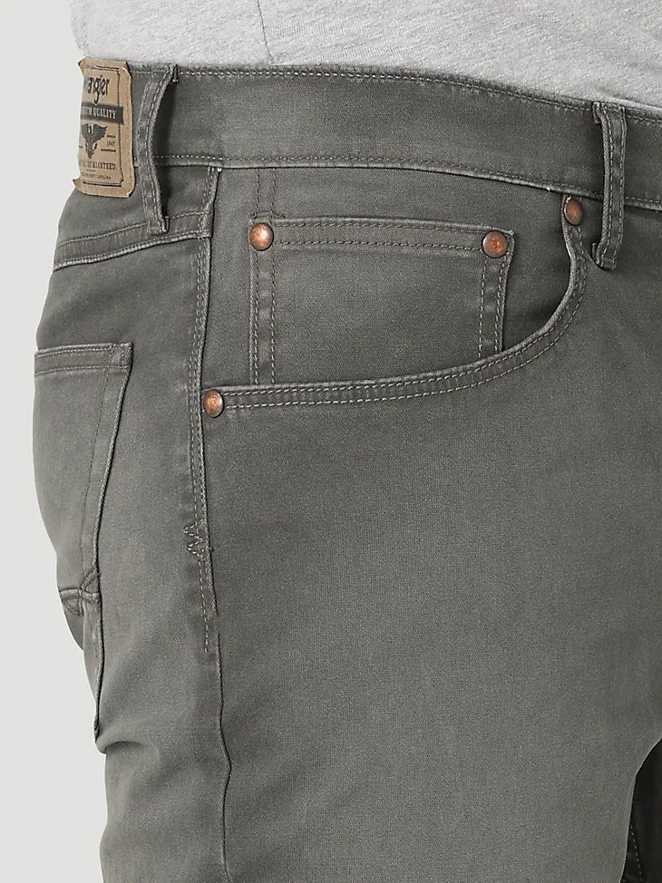 MEN'S FREE TO STRETCH™ STRAIGHT FIT JEAN IN ANTHRACITE