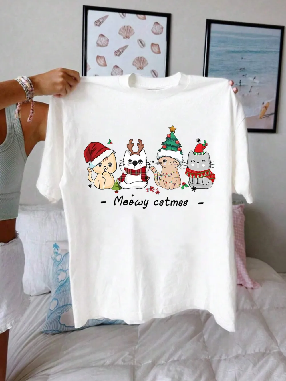 Kitty Santa Lady T-shirt