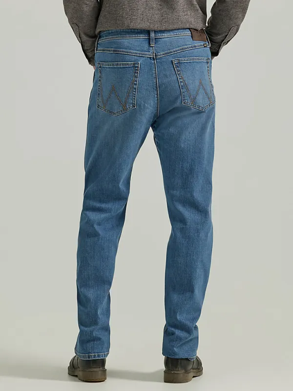 MEN'S COMFORT THAT WON'T QUIT REGULAR FIT JEAN IN MEDIUM BLUE