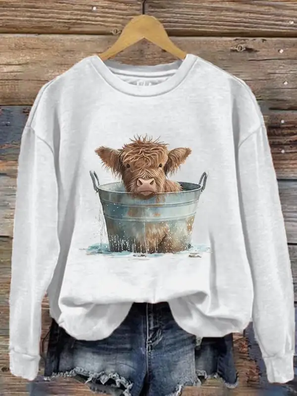 🔥Buy 3 Get 10% Off🔥🔥Buy 3 Get 10% Off🔥Women's Western Funny Highland Cow Bath Print Sweatshirt