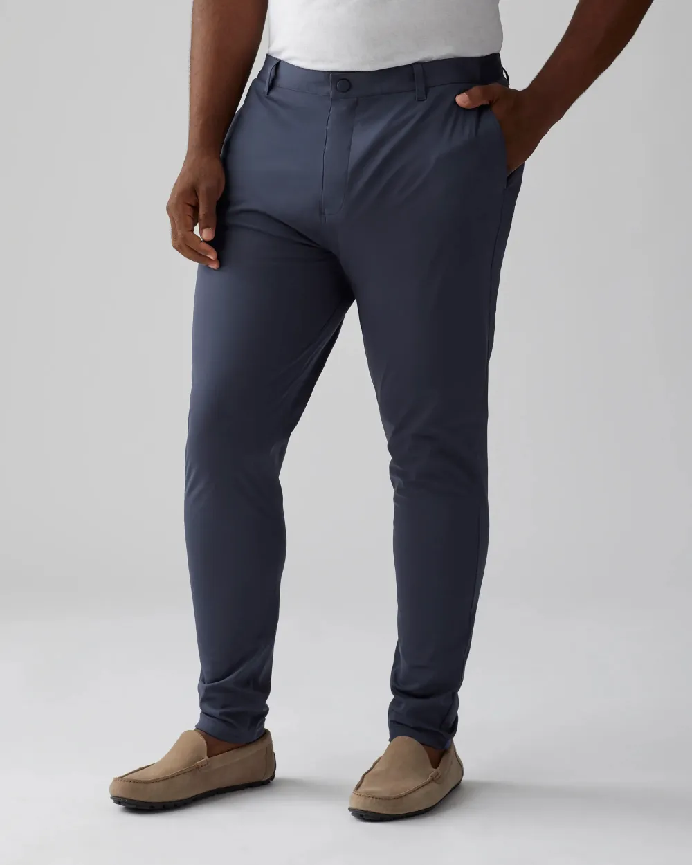 Essentials Men's Slim-Fit Wrinkle-Resistant Pants