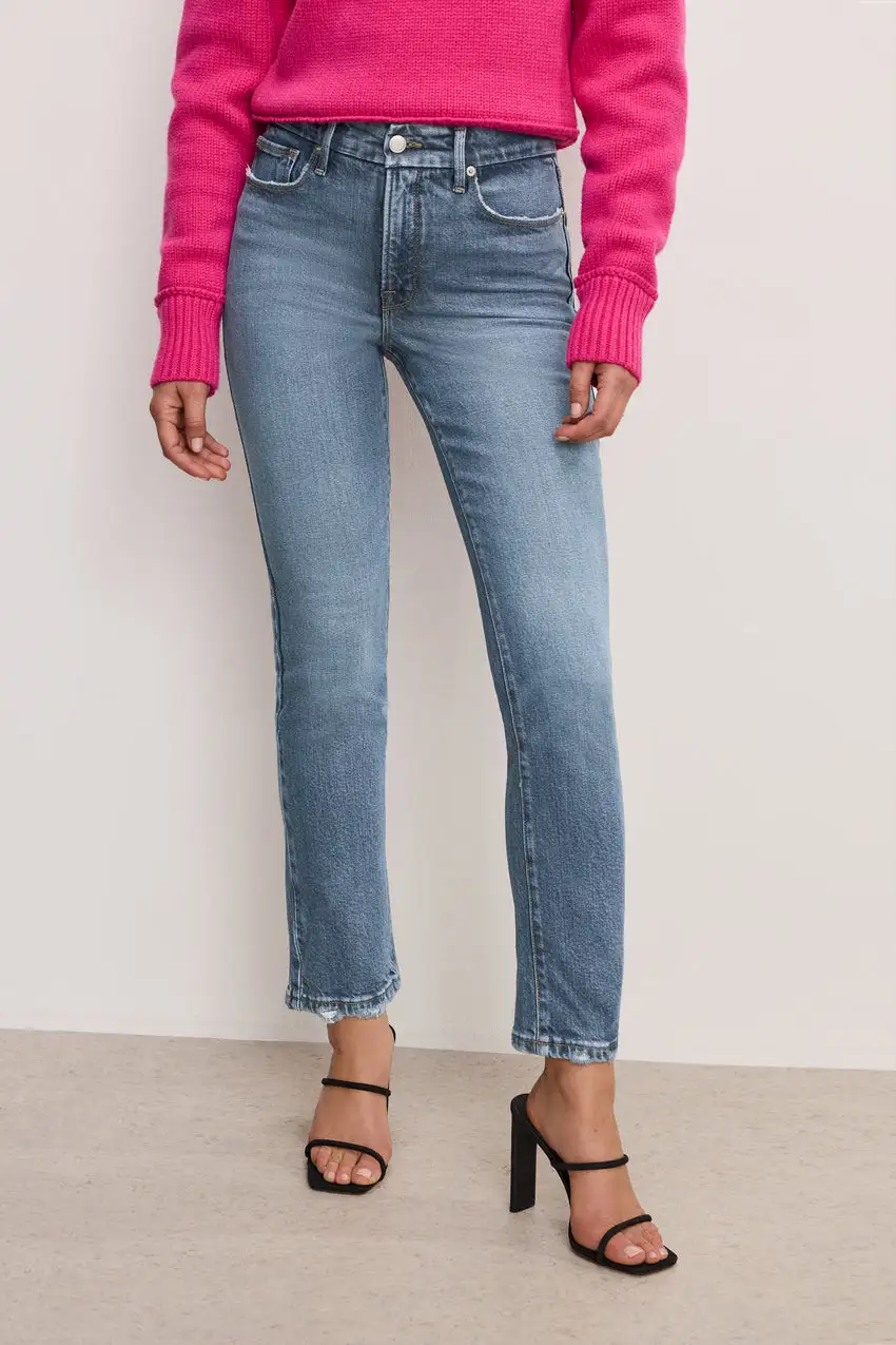 SOFT-TECH GOOD LEGS STRAIGHT JEANS