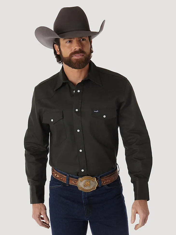 COWBOY CUT® FIRM FINISH LONG SLEEVE WESTERN SNAP SOLID WORK SHIRT IN CHAMBRAY BLUE