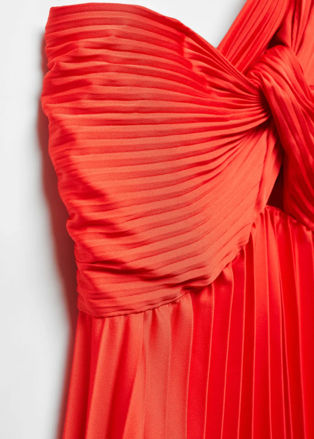 Asymmetrical pleated dress