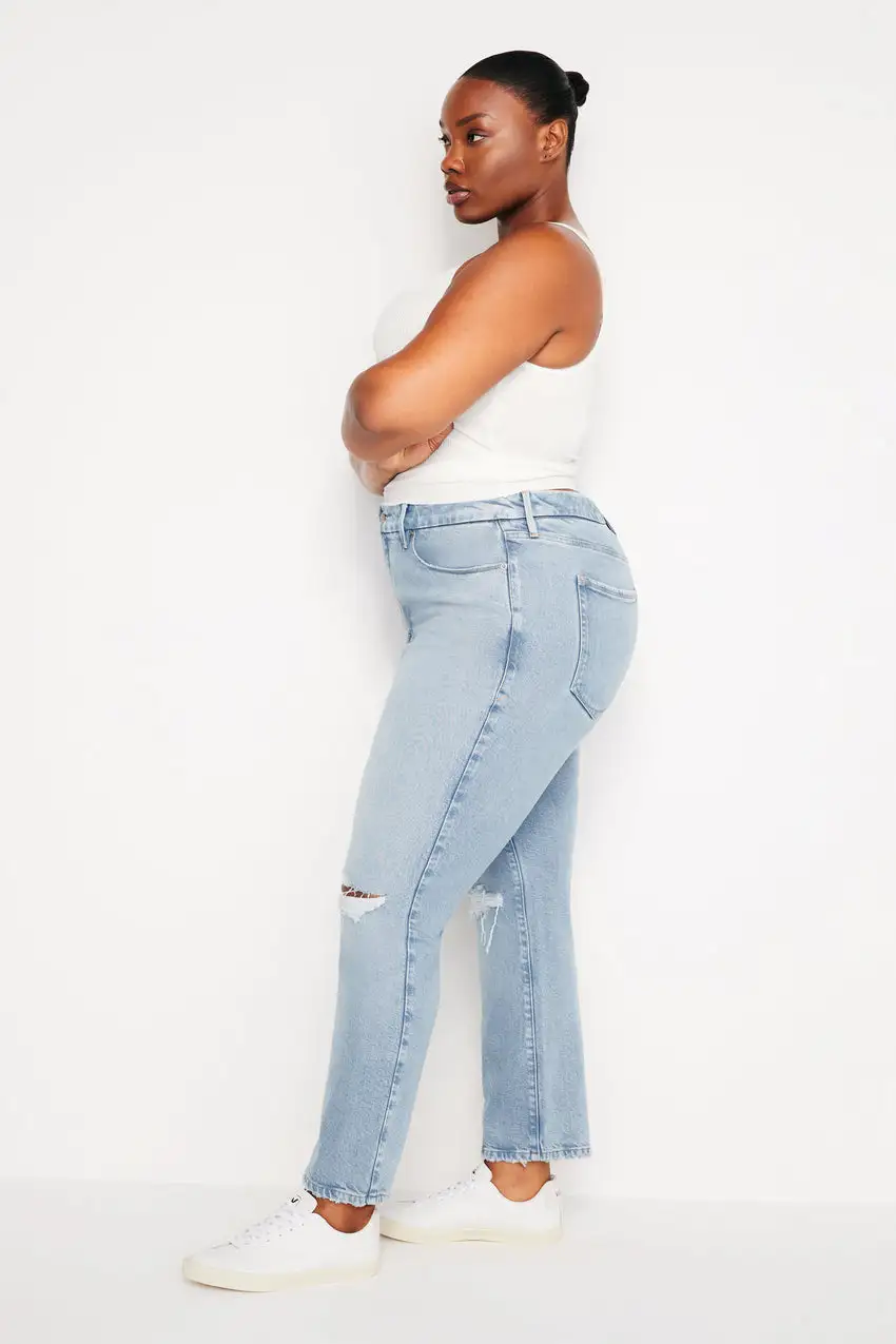 SOFT-TECH GOOD LEGS STRAIGHT JEANS