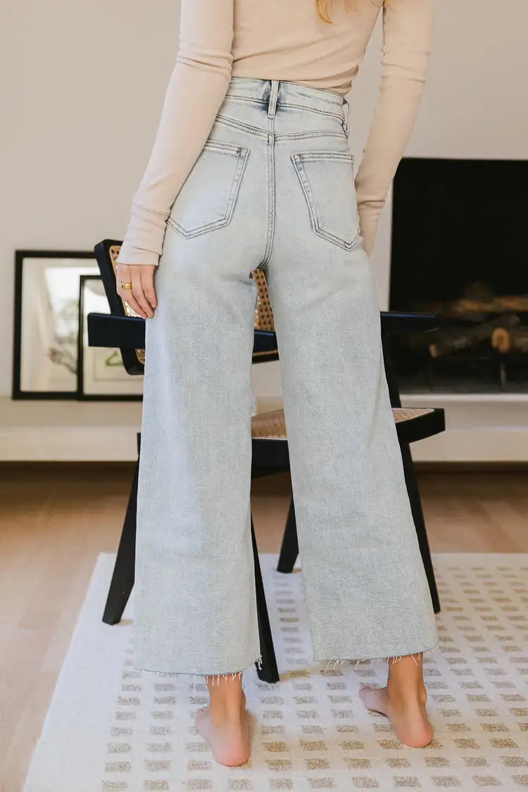 COLETTE WIDE LEG JEANS IN LIGHT WASH