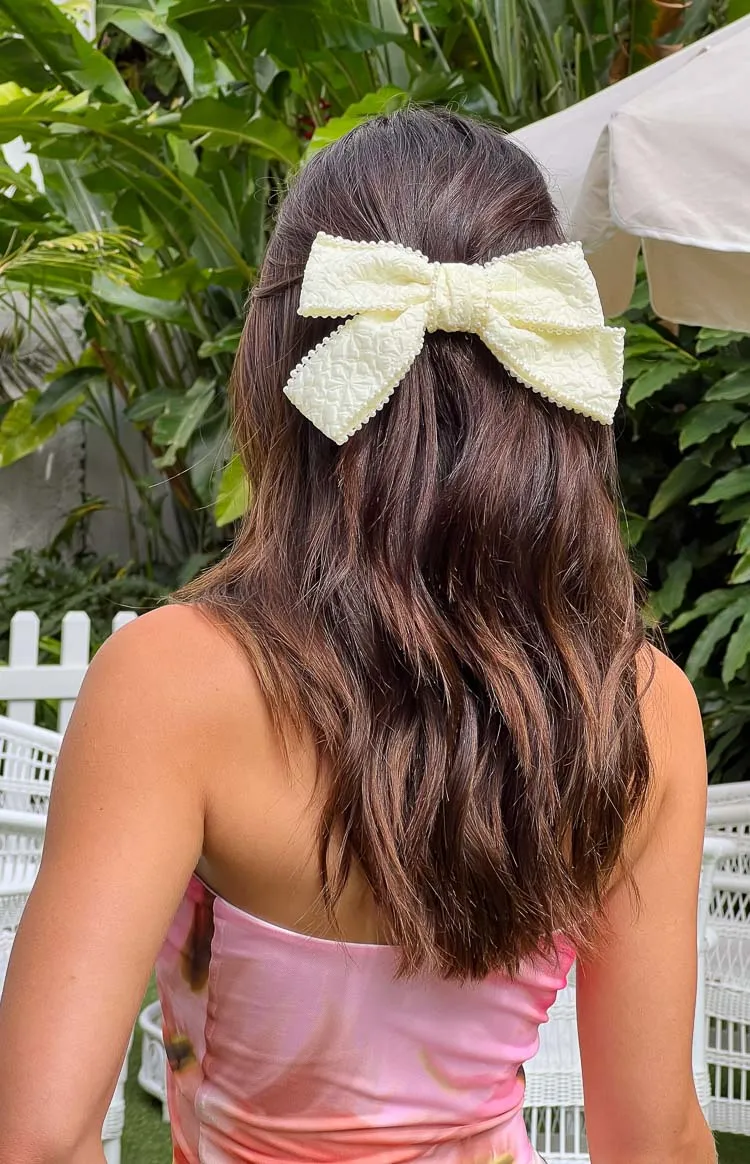 Penelope Cream Bow Hair Clip (FREE over $150)