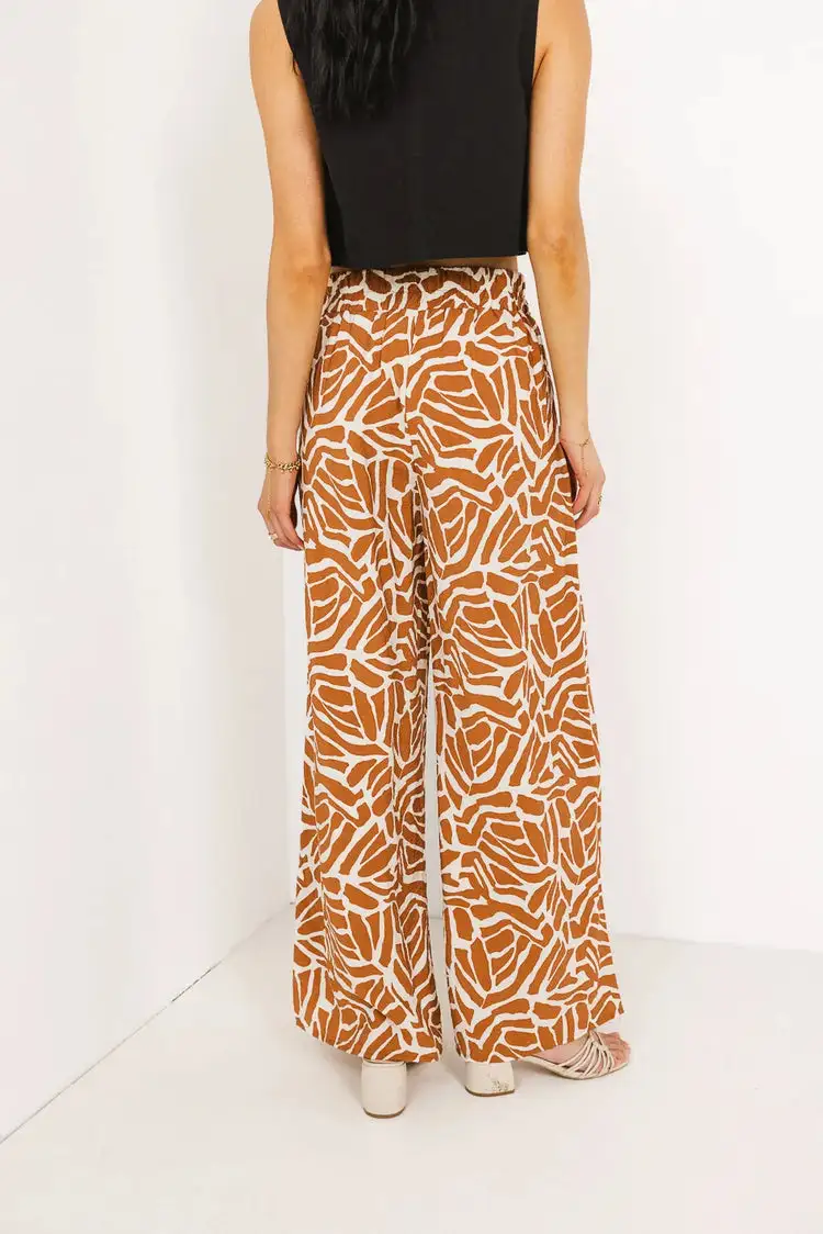 ANNIKA PRINTED PANTS