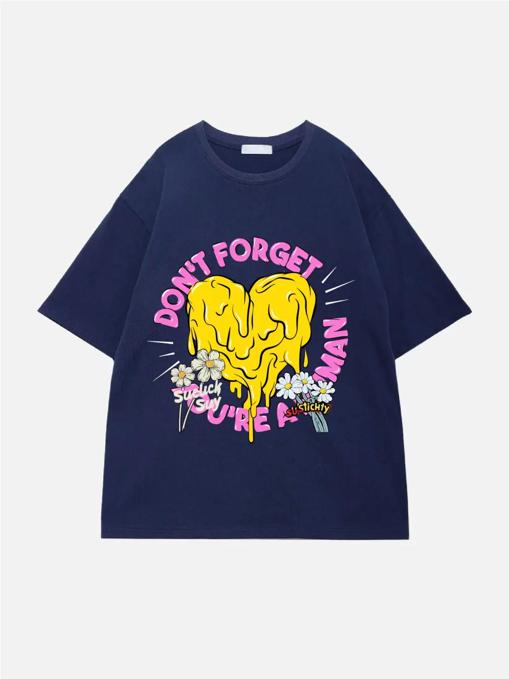 Women's cute heart-shaped font combined with printed T-shirt