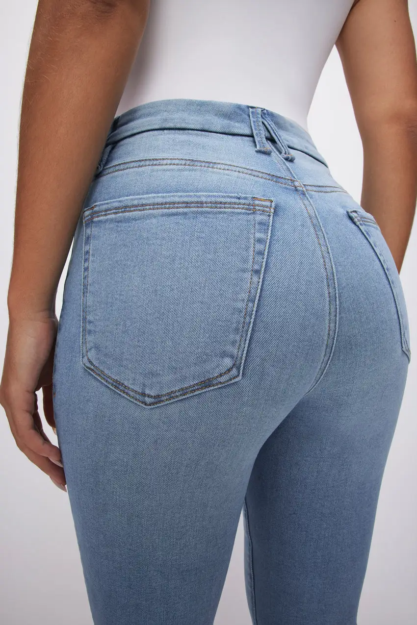 ALWAYS FITS GOOD CLASSIC SLIM STRAIGHT JEANS