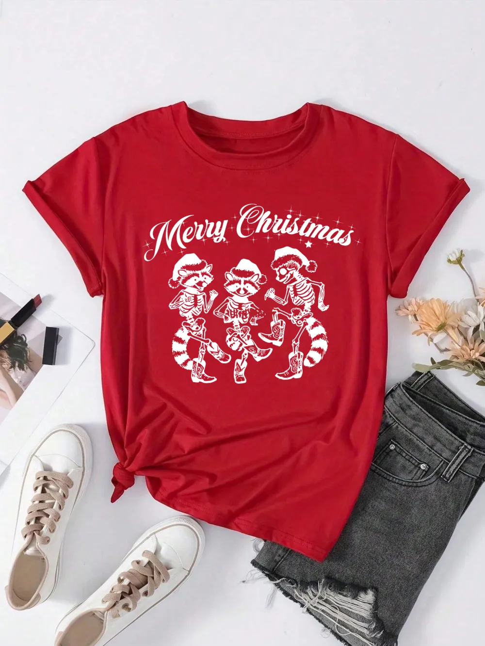 Christmas raccoon Lady T-shirt