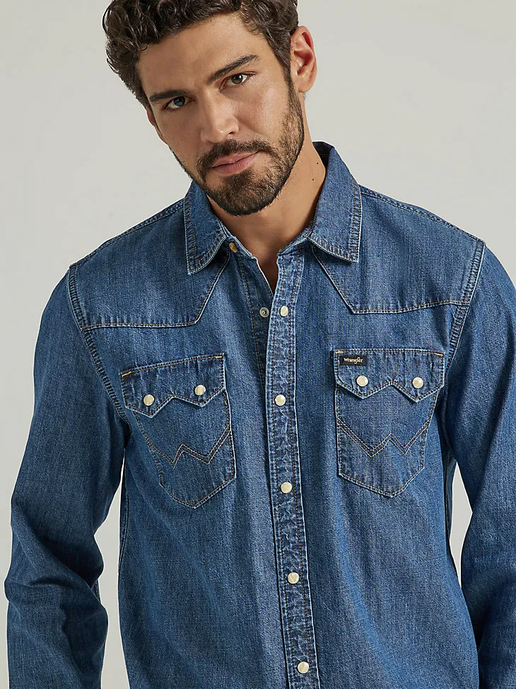 MEN'S DENIM WESTERN SNAP SHIRT IN LIGHT WASH