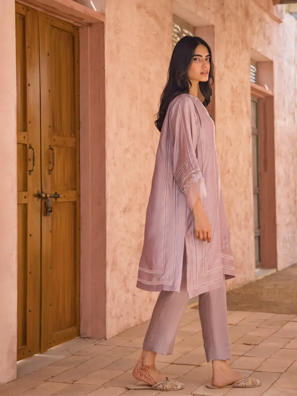 NARYMAN KURTA W/ STRAIGHT PANT