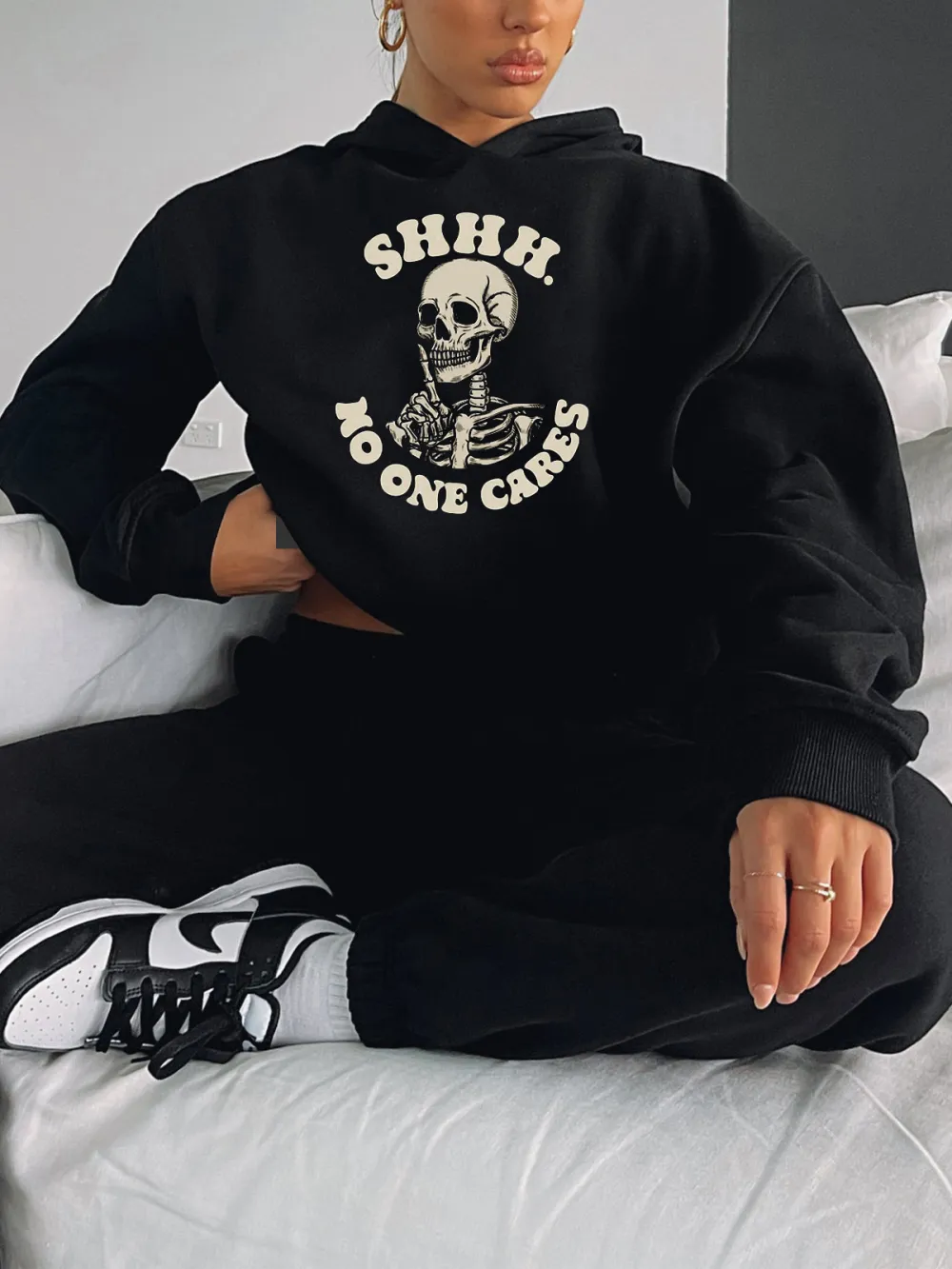 NO ONE CARES PATTERN PRINTED HOODIE