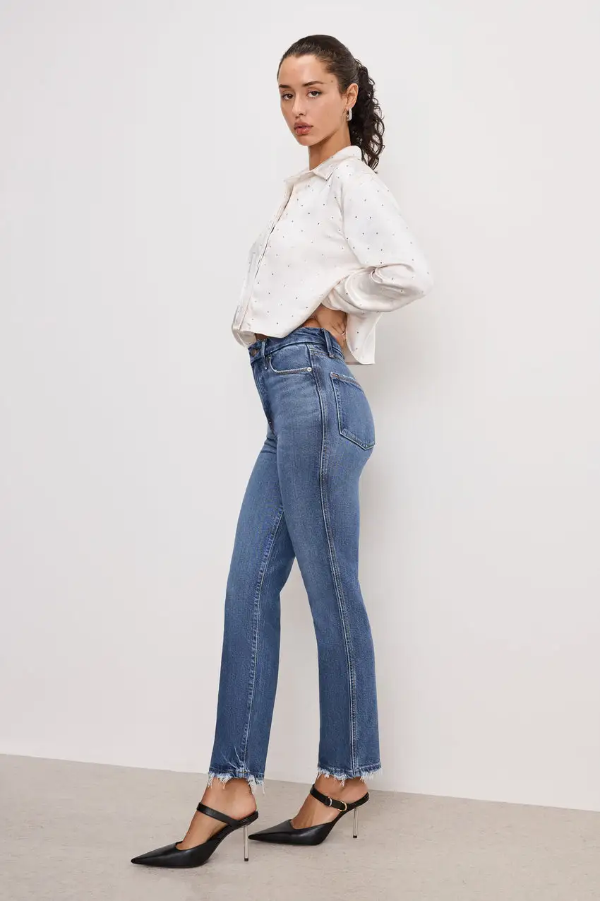 SOFT-TECH GOOD CURVE STRAIGHT JEANS