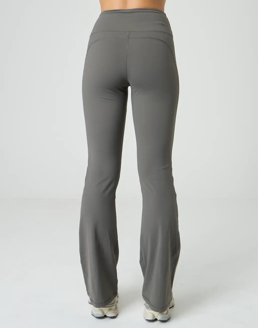 Form Fit Flare Yoga Pant