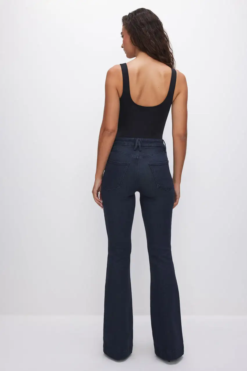 SOFT-TECH GOOD LEGS FLARE JEANS