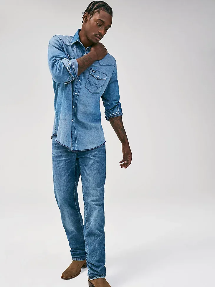 VINTAGE-INSPIRED COWBOY CUT® REGULAR FIT JEANS IN INDIGO BLUE