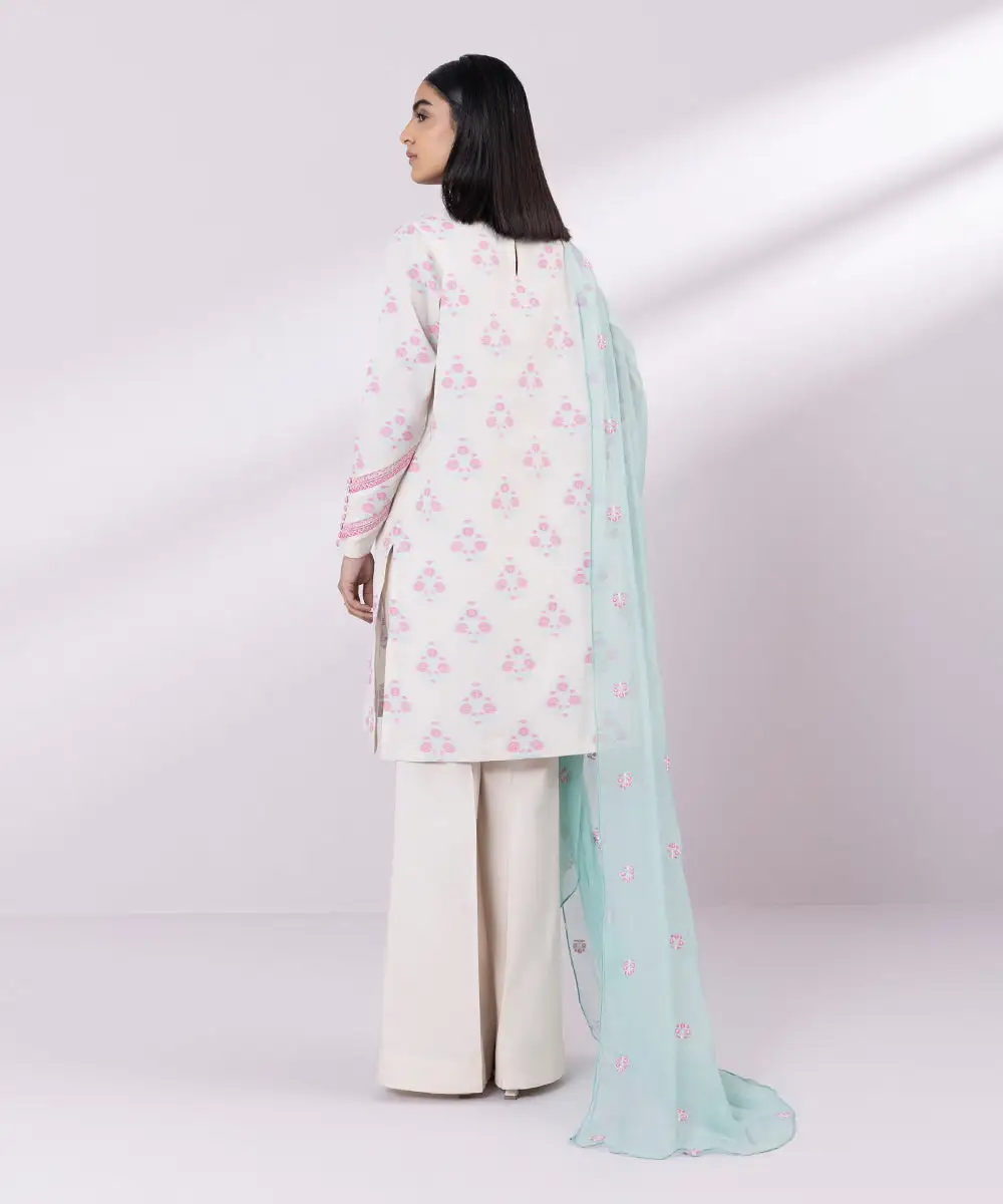 3 Piece - Embroidered Jacquard Suit