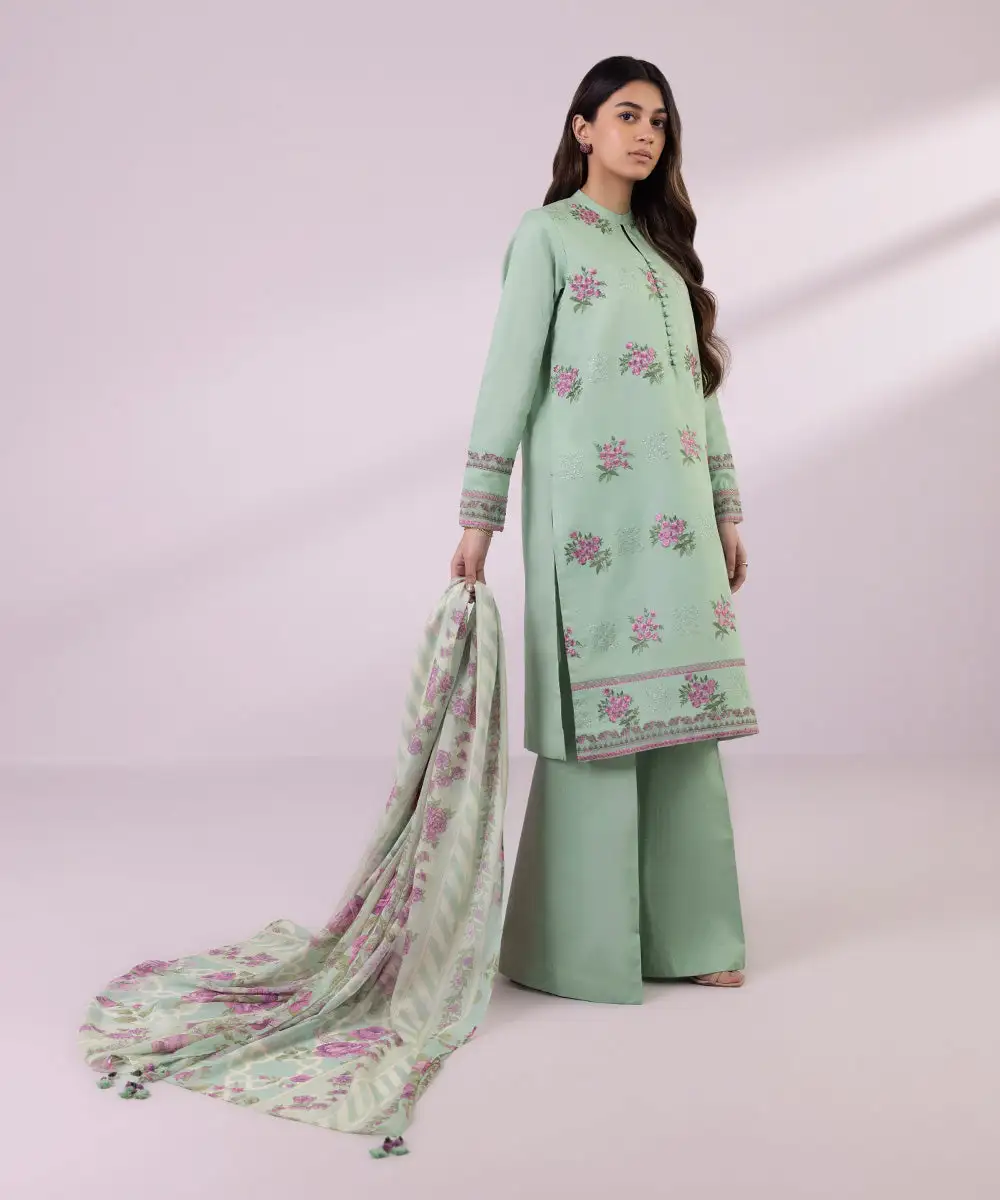 3 Piece - Embroidered Lawn Suit